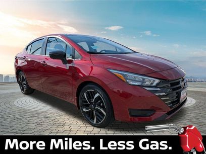 New 2025 Nissan Versa SR w/ Trunk Package