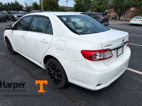 Used 2013 Toyota Corolla LE FWD image 3