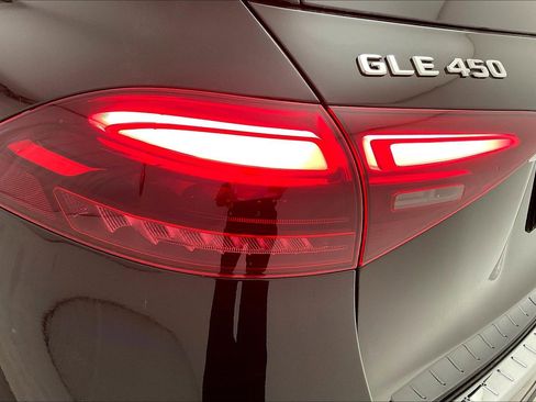 New 2026 Mercedes-Benz GLE 450 4MATIC image 13