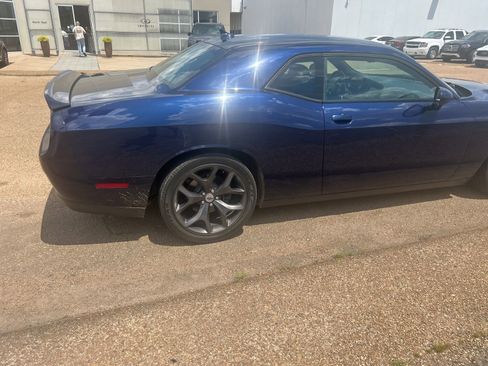 Used 2017 Dodge Challenger SXT w/ Sound Group RWD image 11