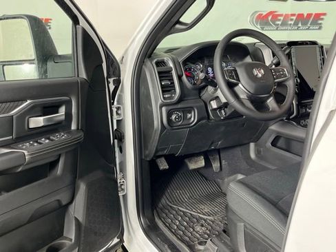 New 2026 RAM 2500 Big Horn AWD/4WD image 23