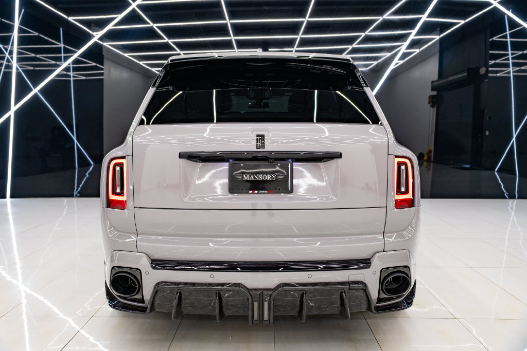 Used 2026 Rolls-Royce Cullinan AWD/4WD image 18