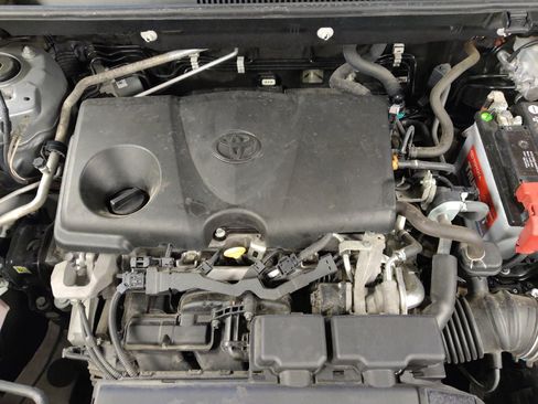 Used 2019 Toyota RAV4 LE image 30