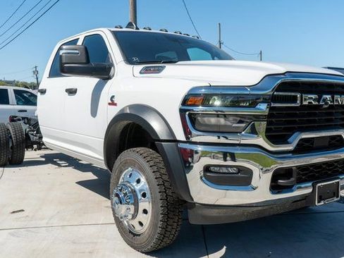New 2026 RAM 5500 Tradesman AWD/4WD image 4