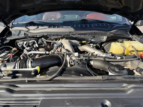 Used 2022 Ford F250 Platinum image 42