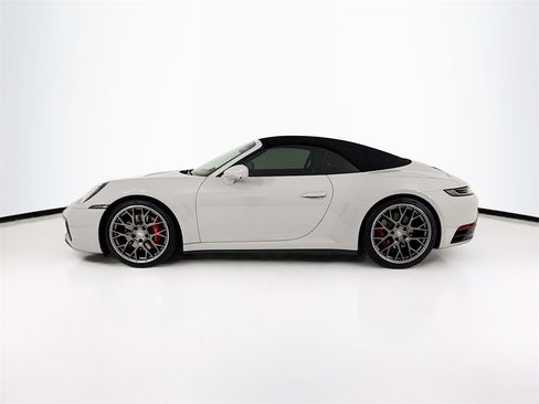 Used 2024 Porsche 911 Carrera S image 2