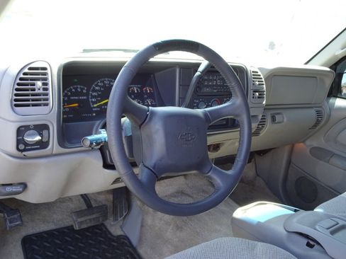 Used 1999 Chevrolet Tahoe 4WD 2-Door w/ Preferred Equipment Group image 11