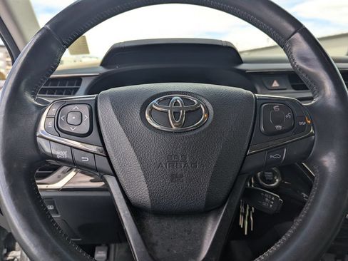 Used 2015 Toyota Avalon Limited w/ Technology Package FWD image 20