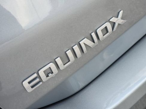 Used 2024 Chevrolet Equinox LT FWD image 9