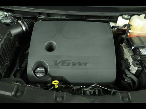 Used 2023 Chevrolet Traverse LT AWD/4WD image 20