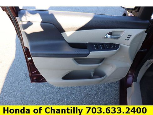 Used 2015 Honda Odyssey Touring image 26