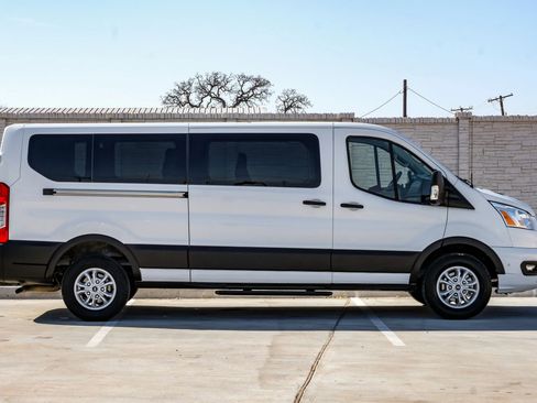 Used 2021 Ford Transit 350 XLT image 7