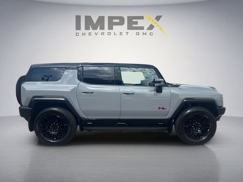 Used 2025 GMC Hummer EV 2X w/ LPO, Sport Package AWD/4WD image 6
