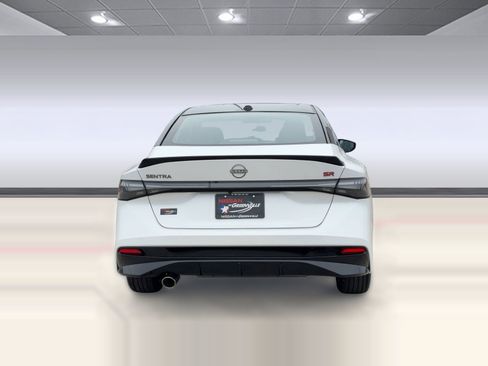 New 2026 Nissan Sentra SR w/ Floor Mat Package FWD image 10