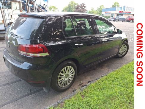 Used 2012 Volkswagen Golf 4-Door FWD image 5