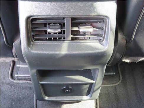 Used 2024 Ford Edge SEL AWD/4WD image 8