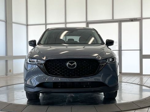 Used 2023 MAZDA CX-5 Carbon Edition image 3