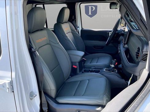 New 2026 Jeep Gladiator Mojave image 22