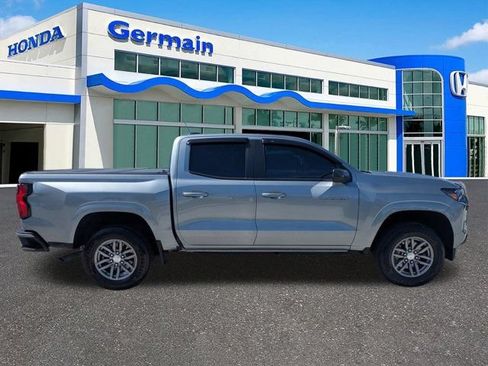 Used 2024 Chevrolet Colorado LT w/ LT Convenience Package RWD image 4