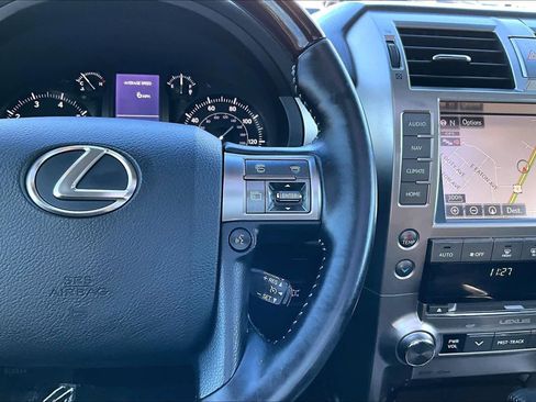 Used 2019 Lexus GX 460 Premium image 26