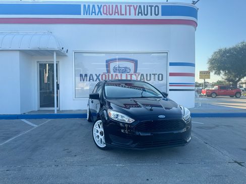 Used 2018 Ford Focus SE image 5