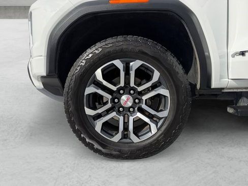 Certified 2024 GMC Canyon AT4 w/ AT4 Premium Package image 20