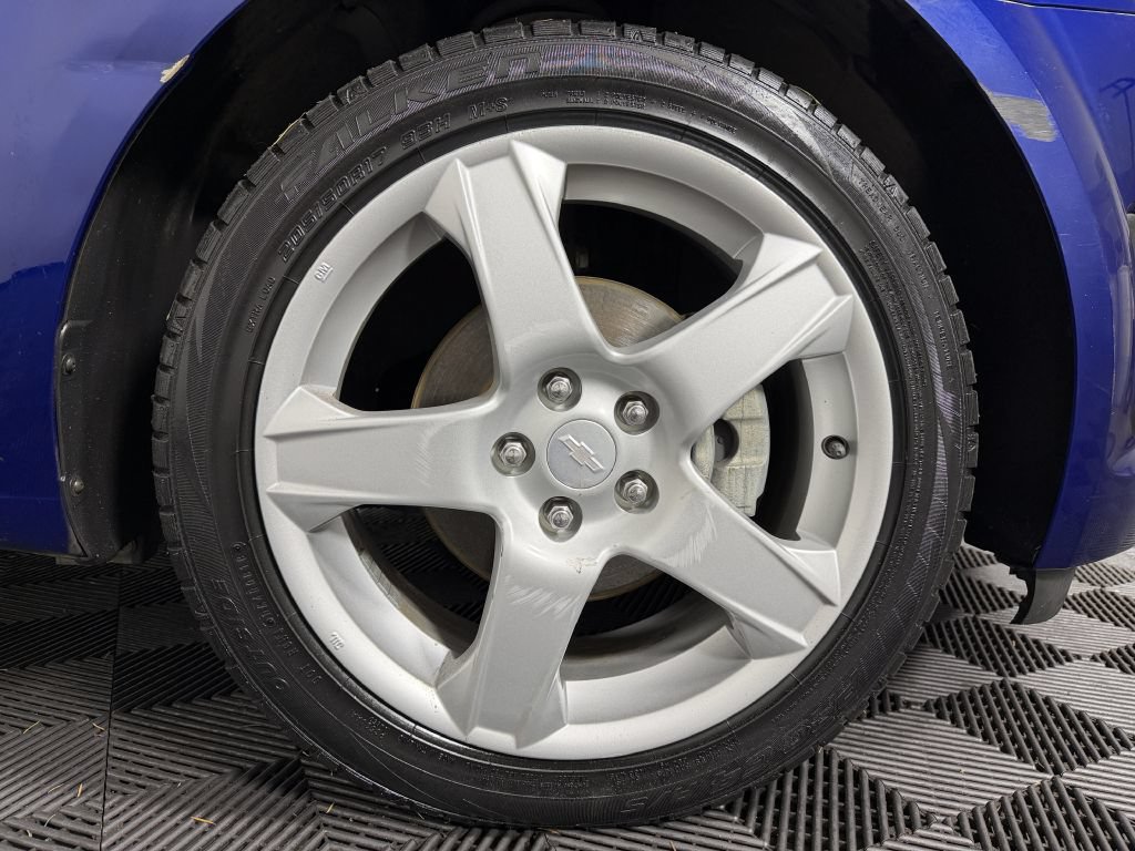 Used 2014 Chevrolet Sonic LTZ FWD image 36