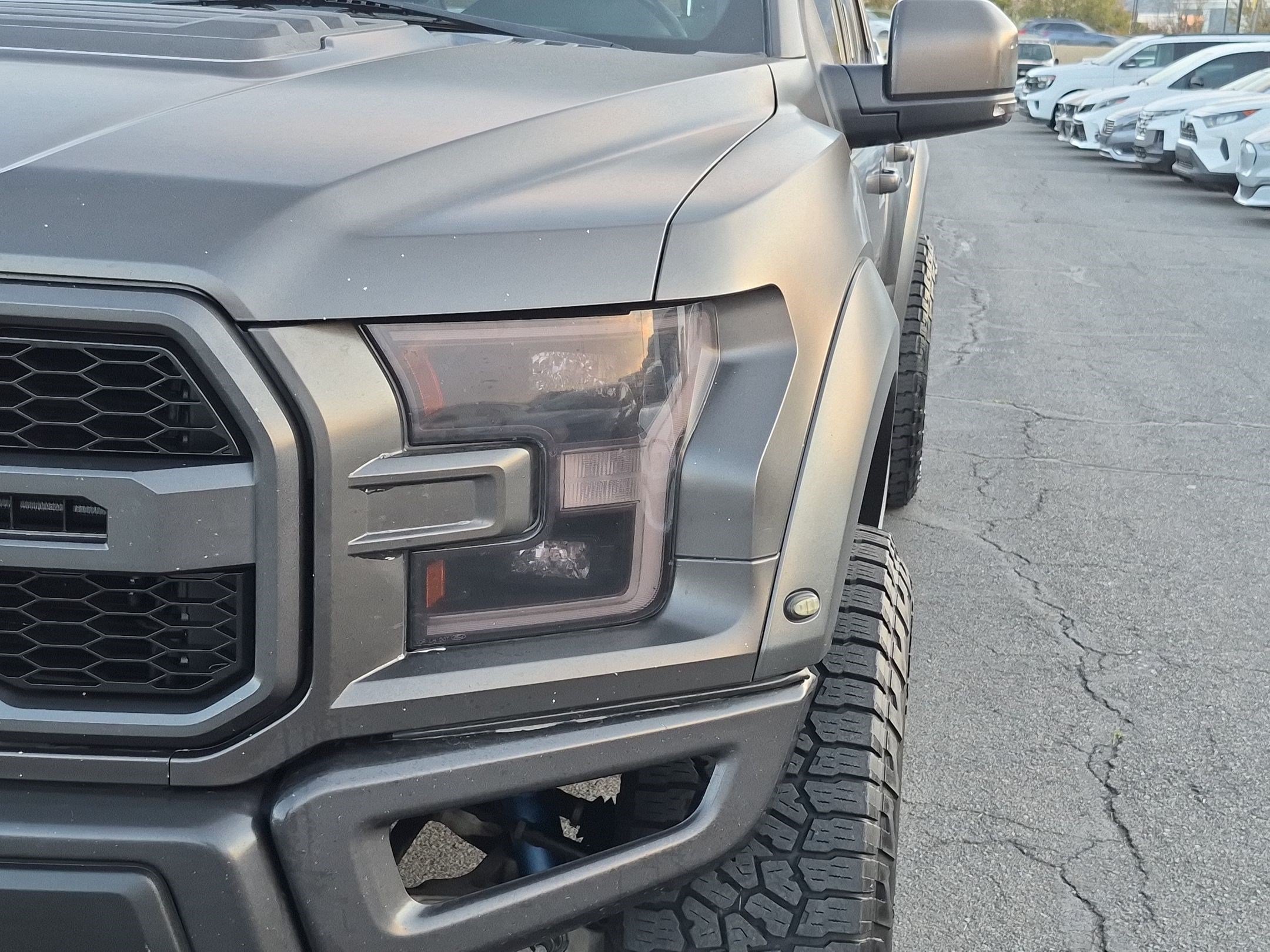Used 2018 Ford F150 Raptor w/ Equipment Group 802A Luxury AWD/4WD image 12