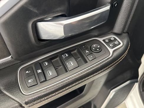 Used 2024 RAM 2500 Laramie AWD/4WD image 23