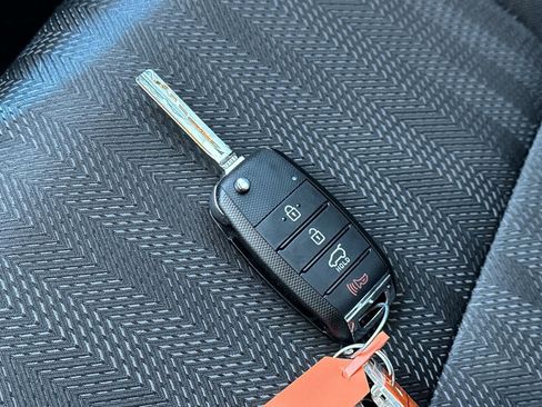 Used 2020 Kia Sportage LX FWD image 27