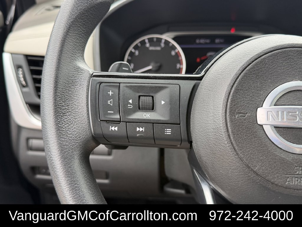 Used 2023 Nissan Rogue SV FWD image 14