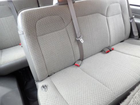 Used 2025 Chevrolet Express 3500 LS RWD image 33