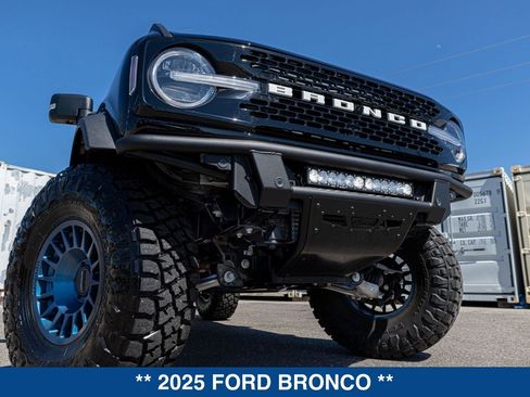 New 2025 Ford Bronco Badlands AWD/4WD image 38