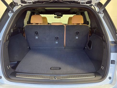 New 2026 Jeep Grand Cherokee Summit w/ Adv Protech Group IV image 7