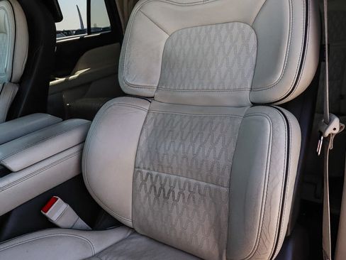Used 2021 Lincoln Navigator L Black Label w/ Cargo Convenience Package AWD/4WD image 42