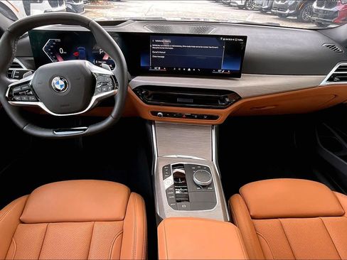 Certified 2025 BMW 330i Sedan RWD image 15