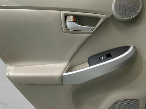 Used 2010 Toyota Prius Two image 11