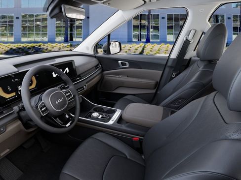 New 2026 Kia Carnival EX FWD image 17