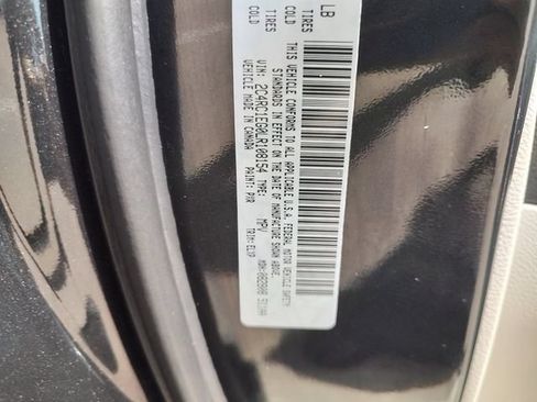 Used 2020 Chrysler Pacifica Touring-L Plus FWD image 36