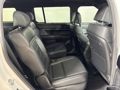 Used 2025 Hyundai Santa Fe Calligraphy FWD image 19