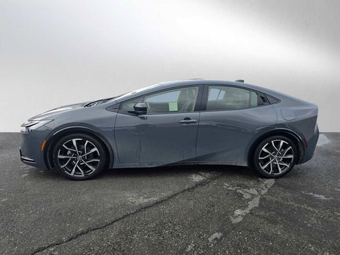 Used 2023 Toyota Prius Prime image 6