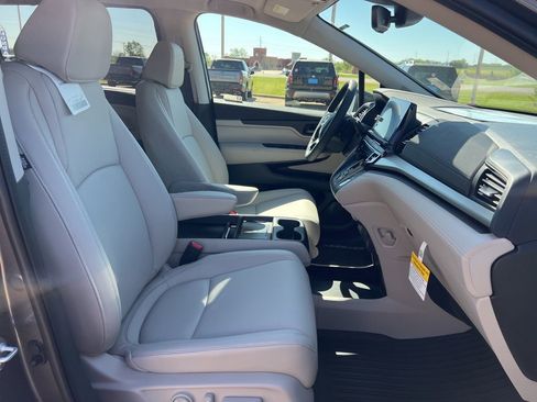 New 2026 Honda Odyssey EX-L image 26