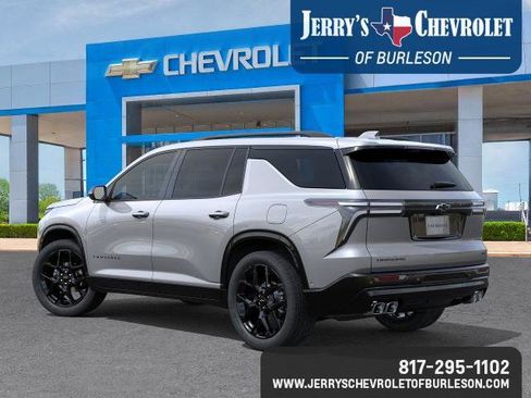 New 2026 Chevrolet Traverse RS w/ LPO, Floor Liner Package FWD image 4