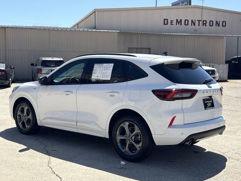 Used 2023 Ford Escape ST-Line w/ Tech Pack #1 FWD image 7