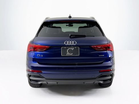 Used 2025 Audi Q3 2.0T Premium w/ Convenience Package AWD/4WD image 4