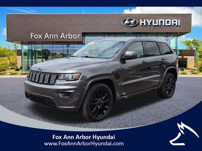 Used 2017 Jeep Grand Cherokee Altitude