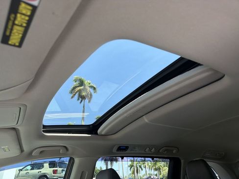 Used 2012 Honda Odyssey EX-L image 26