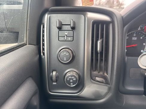 Used 2017 Chevrolet Silverado 3500 LT w/ LT Convenience Package image 20