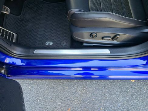 Used 2019 Volkswagen Golf 4-Door AWD/4WD image 15