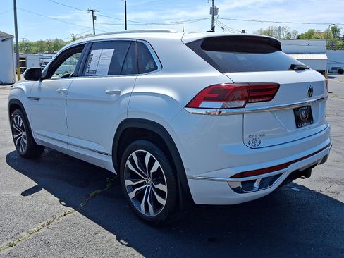 Used 2023 Volkswagen Atlas Cross Sport SEL Premium R-Line AWD/4WD image 14